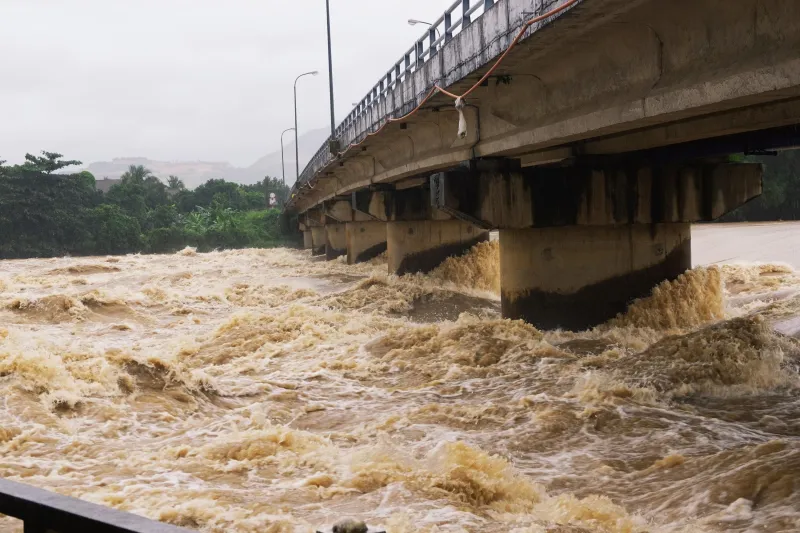 Mơ thấy nước chảy là điềm gì? Tiền tài vào túi chỉ nhờ đọc luận giải này