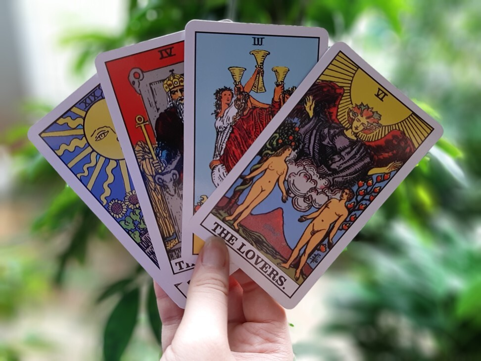 Ý nghĩa the lovers tarot trong tình yêu – công việc là gì?